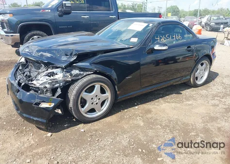 2001 Mercedes-Benz Slk 320 z USA, uszkodzony, nr VIN WDBKK65F91F183589